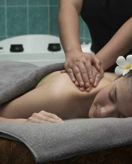 tinispa-urutan-massage-spa-pengantin